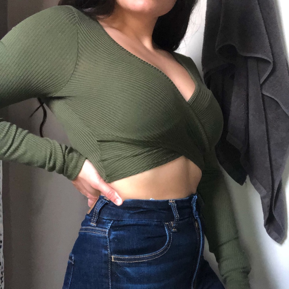 Criss Cross Crop Top